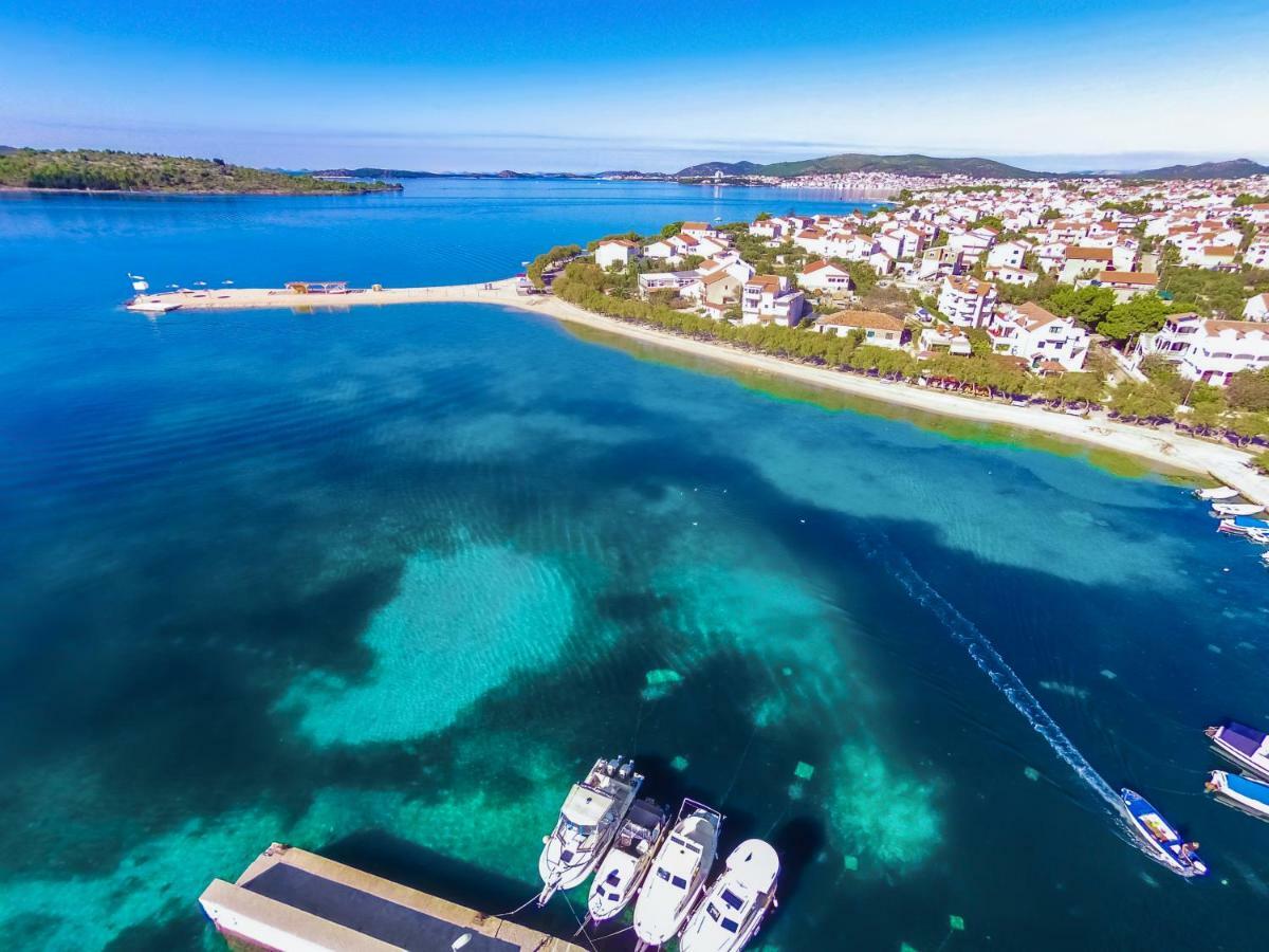 Apartman Ana Srima Bagian luar foto
